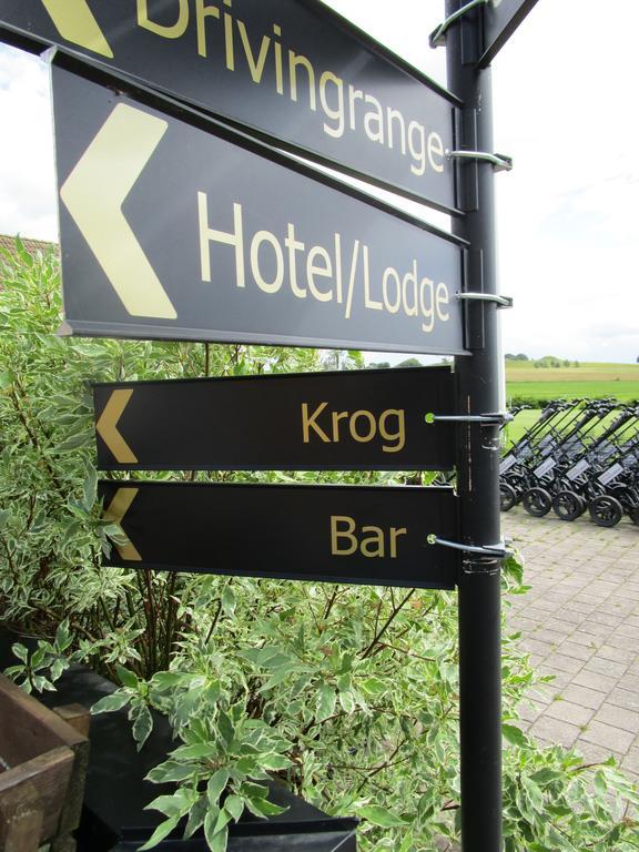 Bjaere Golfklubb Hotel & Lodge Båstad Extérieur photo